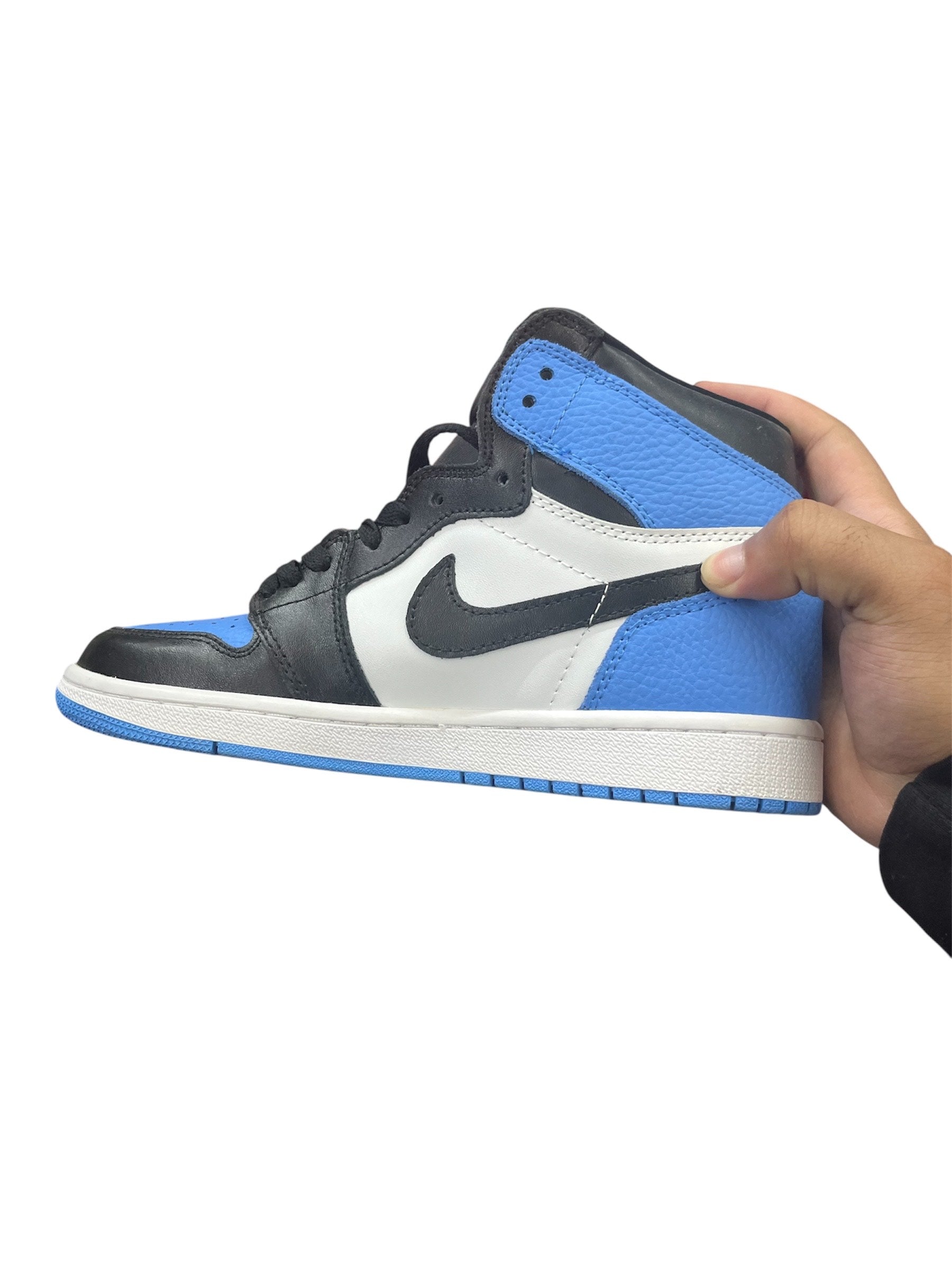 Air Jordan 1 High “University Blue” – White/Black/Light Blue Sneaker